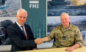 Arbit's products will play a central role in the extensive digitization task we are facing, which will be crucial for the operational work of the Armed Forces, says the head of DALO, who is seen here together with Arbit's CEO, Rasmus Borch, at the signing of the framework agreement